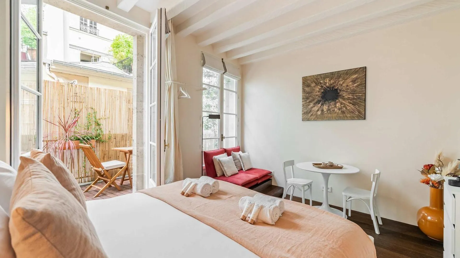 Cosy Studio With Terrace Near Notre-Dame Parigi